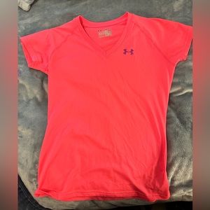 Under Armour Women's XS Tech V-Neck Bright Pink Shirt